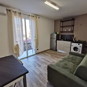 https://la-casetta-di-rosina.sicilyhotelsitaly.net