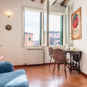 https://7-windows-on-venice.hotelinveneto.com